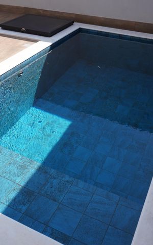Casa de condomínio à venda com 300m², 3 quartos e 4 vagasPiscina