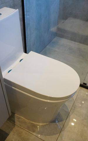 Casa de condomínio à venda com 300m², 3 quartos e 4 vagasBanheiro da Suíte