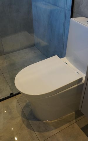 Casa de condomínio à venda com 300m², 3 quartos e 4 vagasBanheiro da Suíte 2