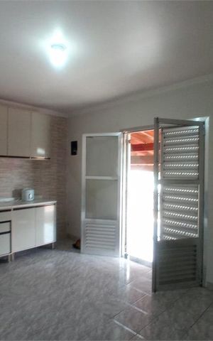 Casa à venda com 250m², 6 quartos e 4 vagas