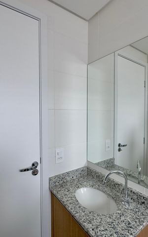 Apartamento para alugar com 68m², 3 quartos e 2 vagas Apartamento para alugar com 68m², 3 quartos e 2 vagasBanheiro 1