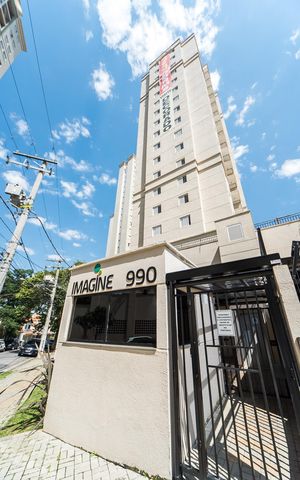Apartamento para alugar com 50m², 2 quartos e 1 vaga Apartamento para alugar com 50m², 2 quartos e 1 vagaFachada