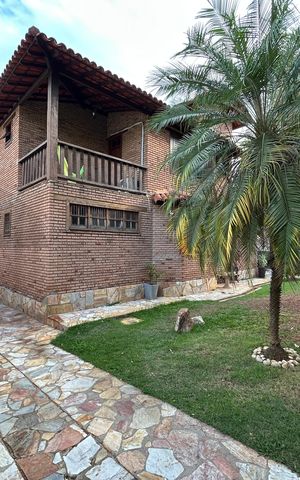 Casa à venda com 1100m², 3 quartos e 10 vagas
