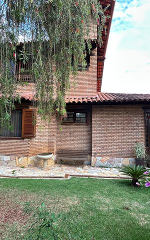 Casa à venda com 1100m², 3 quartos e 10 vagas