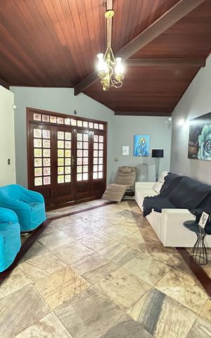Casa à venda com 1100m², 3 quartos e 10 vagas