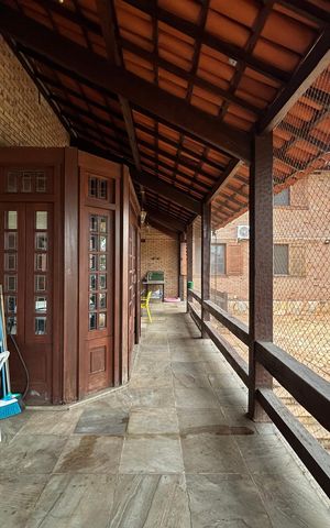 Casa à venda com 1100m², 3 quartos e 10 vagas