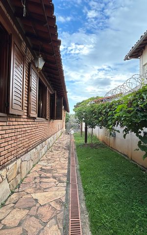 Casa à venda com 1100m², 3 quartos e 10 vagas