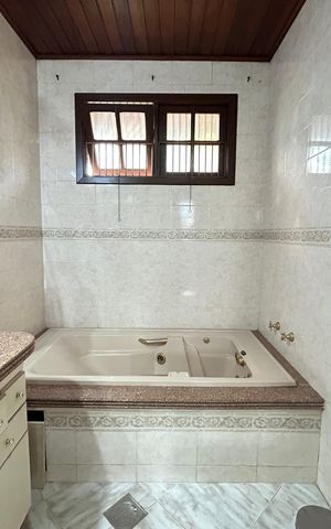 Casa à venda com 1100m², 3 quartos e 10 vagas