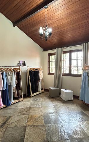 Casa à venda com 1100m², 3 quartos e 10 vagas