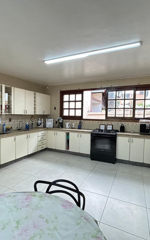 Casa à venda com 1100m², 3 quartos e 10 vagas