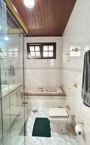 Casa à venda com 1100m², 3 quartos e 10 vagas