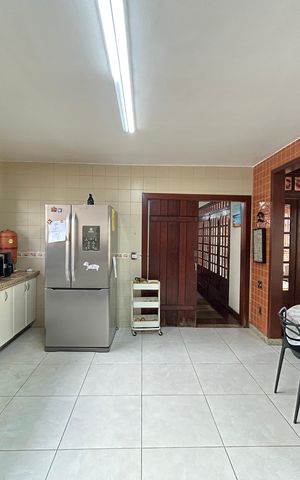 Casa à venda com 1100m², 3 quartos e 10 vagas