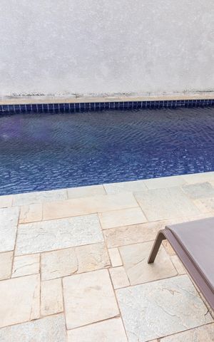 Apartamento para alugar com 35m², 1 quarto e sem vaga Apartamento para alugar com 35m², 1 quarto e sem vagaÁrea comum - Piscina