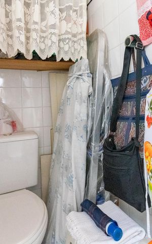 Apartamento para alugar com 115m², 2 quartos e 2 vagas Apartamento para alugar com 115m², 2 quartos e 2 vagasBanheiro de serviço