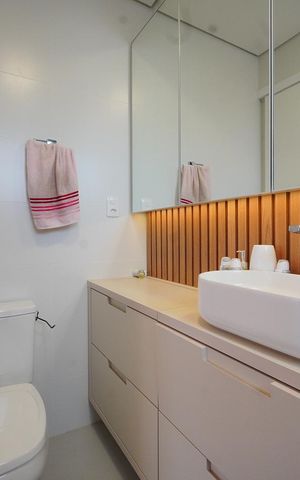 Apartamento para alugar com 75m², 2 quartos e 1 vagaBanheiro da Suíte 