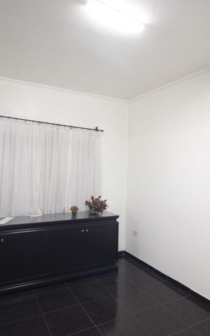 Casa à venda com 120m², 4 quartos e 6 vagasCozinha 