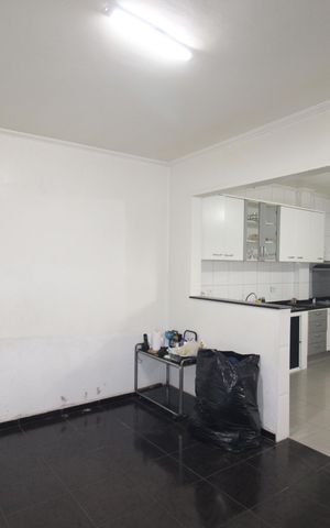 Casa à venda com 120m², 4 quartos e 6 vagasCozinha 