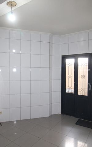 Casa à venda com 120m², 4 quartos e 6 vagasCozinha 