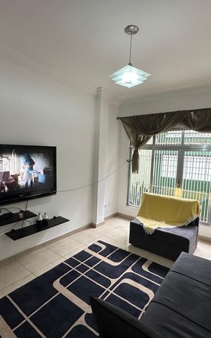 Casa para alugar com 131m², 2 quartos e 2 vagas Casa para alugar com 131m², 2 quartos e 2 vagasSala