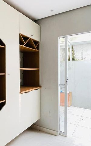 Casa de condomínio para alugar com 47m², 2 quartos e 2 vagas Casa de condomínio para alugar com 47m², 2 quartos e 2 vagasCozinha