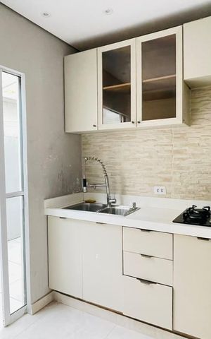 Casa de condomínio para alugar com 47m², 2 quartos e 2 vagas Casa de condomínio para alugar com 47m², 2 quartos e 2 vagasCozinha