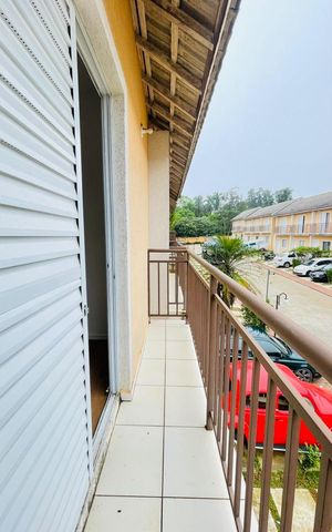 Casa de condomínio para alugar com 47m², 2 quartos e 2 vagas Casa de condomínio para alugar com 47m², 2 quartos e 2 vagasVaranda