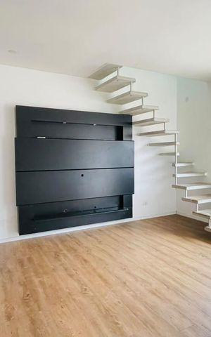 Casa de condomínio para alugar com 47m², 2 quartos e 2 vagas Casa de condomínio para alugar com 47m², 2 quartos e 2 vagasSala