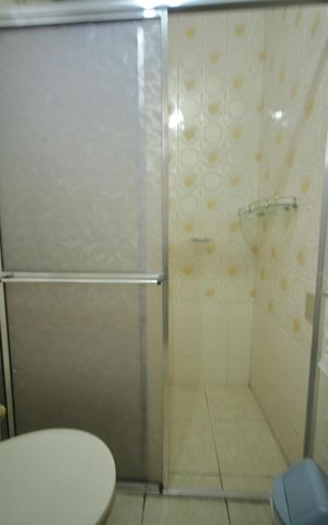 Casa à venda com 240m², 2 quartos e 4 vagasBanheiro da Suíte 