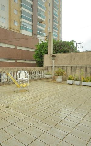 Casa à venda com 240m², 2 quartos e 4 vagasVaranda da Sala 