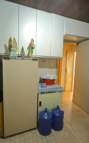 Casa à venda com 240m², 2 quartos e 4 vagasÁrea de Serviço