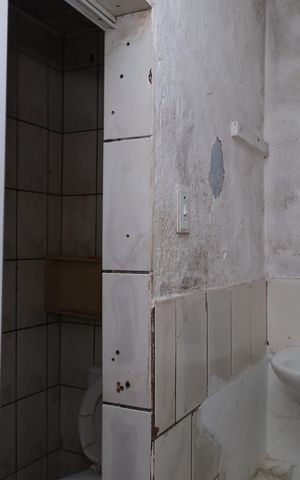 Casa para alugar com 3m², 1 quarto e sem vagaBanheiro - Lavatório