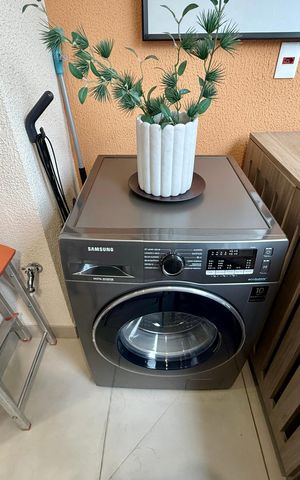 Studio para alugar com 42m², 1 quarto e 1 vaga Studio para alugar com 42m², 1 quarto e 1 vagaÁrea de Serviço
