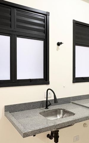 Studio à venda com 29m², 1 quarto e sem vaga Studio à venda com 29m², 1 quarto e sem vagaCozinha e Área de Serviço