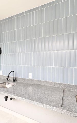 Apartamento à venda com 86m², 2 quartos e sem vaga Apartamento à venda com 86m², 2 quartos e sem vagaÁrea de serviço / Churrasqueira