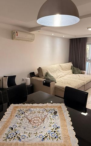 Apartamento à venda com 98m², 3 quartos e 2 vagasSala
