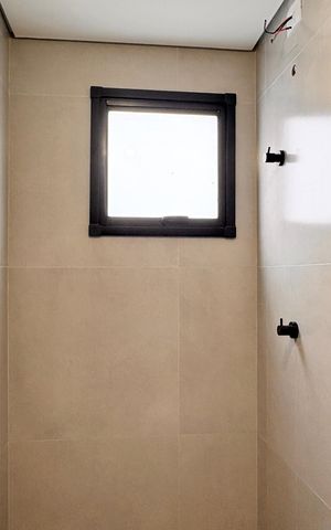 Apartamento à venda com 55m², 2 quartos e sem vaga Apartamento à venda com 55m², 2 quartos e sem vagaBanheiro