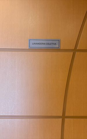 Apartamento à venda com 55m², 2 quartos e sem vaga Apartamento à venda com 55m², 2 quartos e sem vagaLavanderia