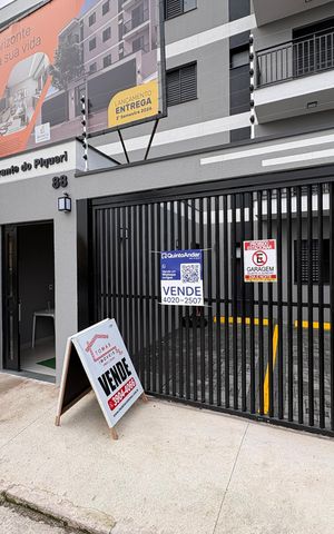 Apartamento à venda com 55m², 2 quartos e sem vaga Apartamento à venda com 55m², 2 quartos e sem vagaFachada