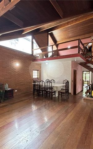 Casa à venda com 750m², 4 quartos e 5 vagas