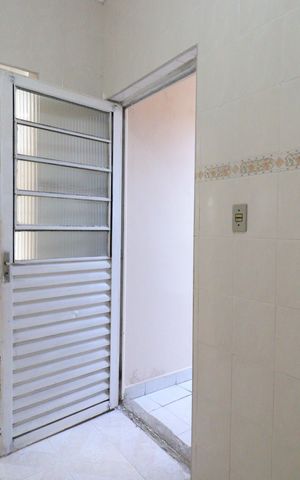 Casa para alugar com 124m², 2 quartos e 1 vagaÁrea de Serviço