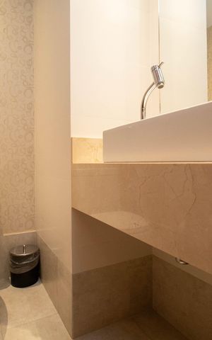 Apartamento à venda com 137m², 4 quartos e 2 vagas Apartamento à venda com 137m², 4 quartos e 2 vagasLavabo