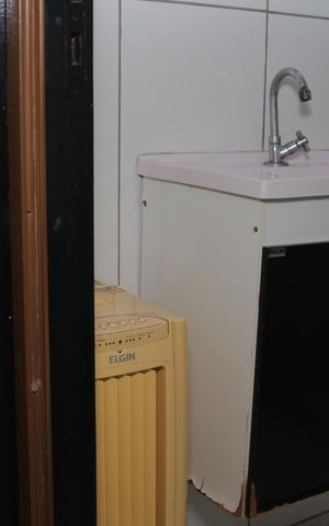 Casa à venda com 350m², 2 quartos e 1 vagaCasa 3 - Banheiro