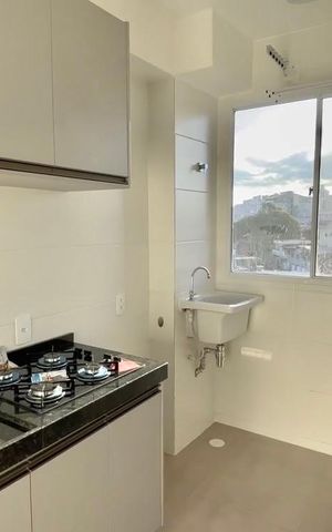 Apartamento para alugar com 52m², 2 quartos e 1 vaga Apartamento para alugar com 52m², 2 quartos e 1 vagaCozinha e Área de Serviço