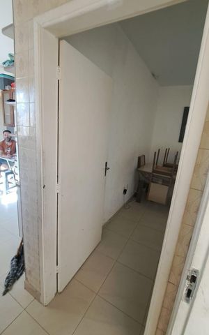 Casa à venda com 200m², 4 quartos e 2 vagas Casa à venda com 200m², 4 quartos e 2 vagasSala