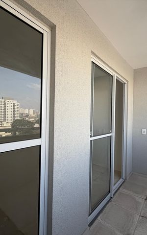 Apartamento à venda com 49m², 2 quartos e sem vagaÁrea de Serviço/ Sacada