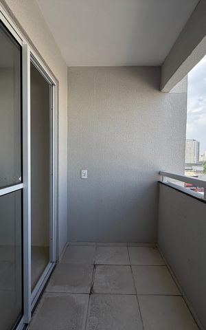 Apartamento à venda com 49m², 2 quartos e sem vagaÁrea de Serviço/ Sacada