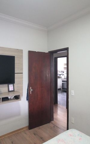 Casa para alugar com 360m², 4 quartos e 5 vagasSuite
