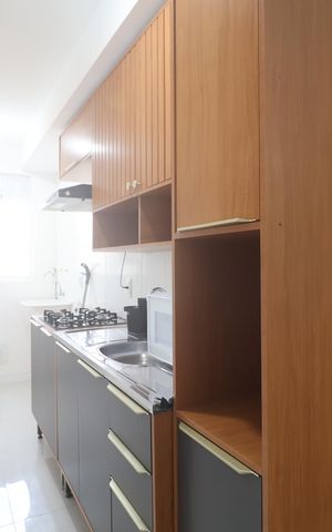 Apartamento para alugar com 44m², 2 quartos e 1 vagaCozinha - Armários