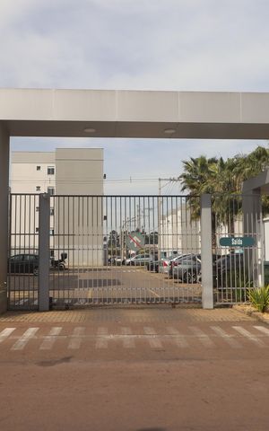 Apartamento para alugar com 44m², 2 quartos e 1 vagaFachado do condomínio