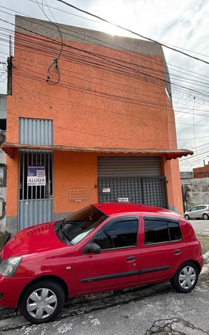 Casa para alugar com 105m², 3 quartos e sem vaga Casa para alugar com 105m², 3 quartos e sem vagaFachada